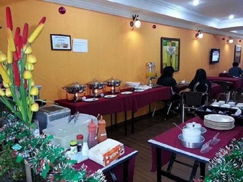 קואלה לומפור Oyo 103 V'La Garden Hotel מראה חיצוני תמונה